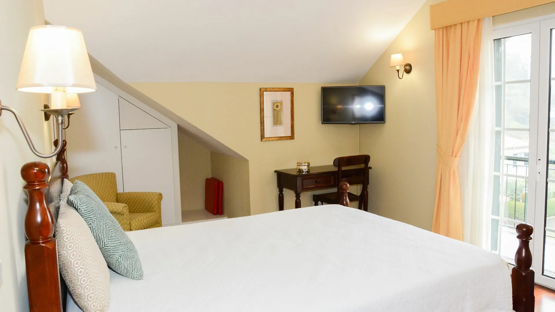Solar De Boaventura Otel 3*,
