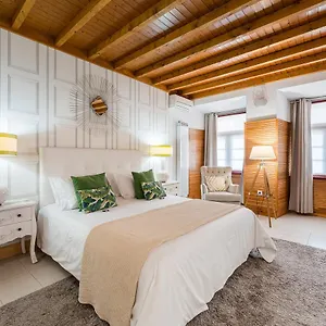 guestready-five-senses-parfum-in-coimbra.hotelscoimbra.com/